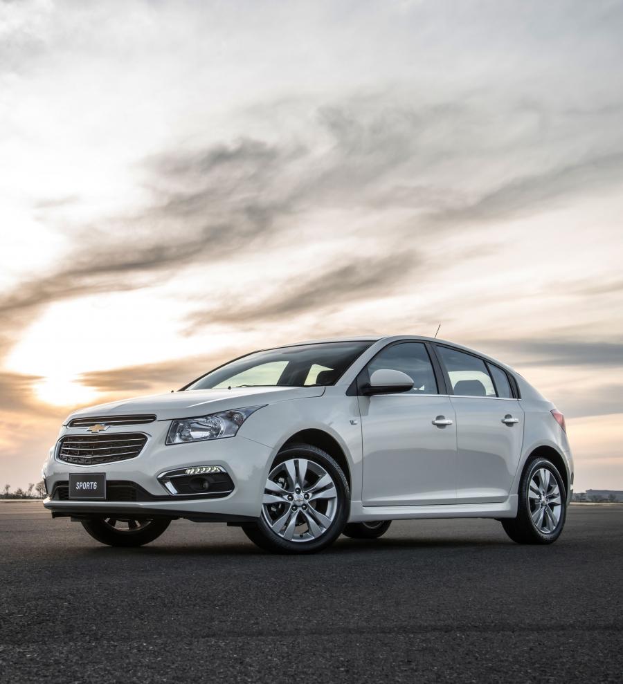  Chevrolet Cruze Sport6 2014 года  (фото 6 из 14)
